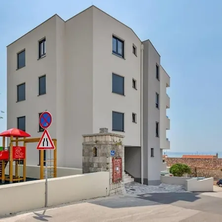 Lux App With Seaview-city Center Apartment *